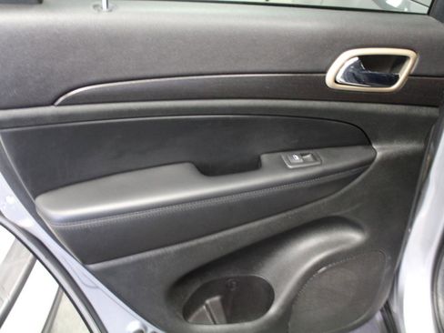 Used 2014 Jeep Grand Cherokee Laredo image 20