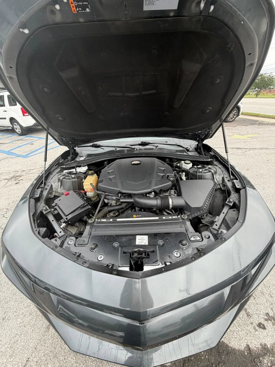 Used 2018 Chevrolet Camaro LT w/ RS Package RWD image 15