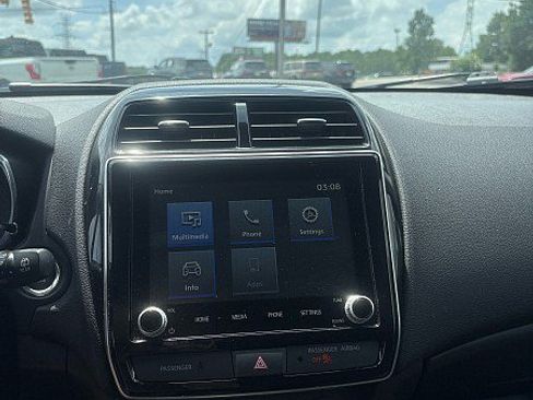 Used 2024 Mitsubishi Outlander Sport SE AWD/4WD image 13