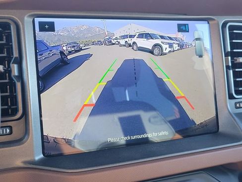 Used 2024 Ford Bronco Outer Banks image 18