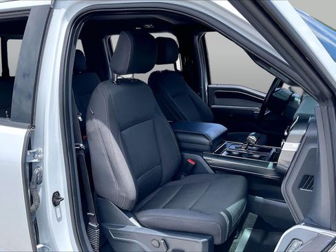 Used 2022 Ford F150 XLT w/ Equipment Group 302A High AWD/4WD image 9