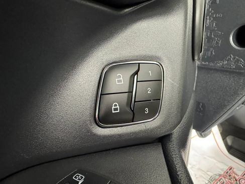 Used 2024 Ford Expedition Max XLT AWD/4WD image 46