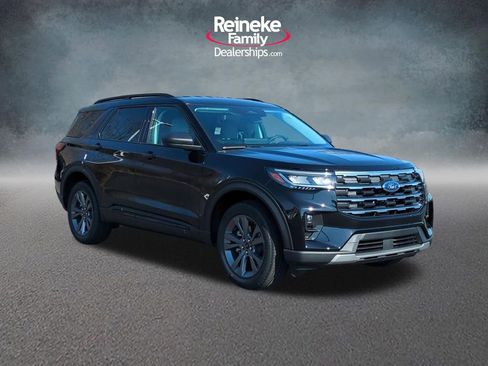 New 2026 Ford Explorer Active AWD/4WD image 3