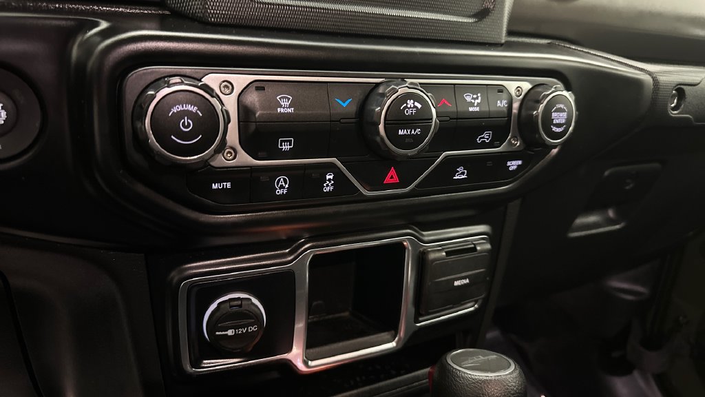 Used 2022 Jeep Gladiator Sport AWD/4WD image 28