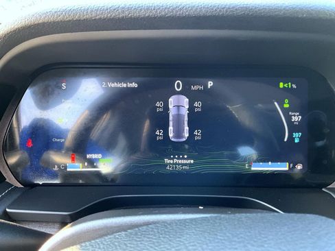 Used 2023 Jeep Grand Cherokee 4WD 4xe image 15