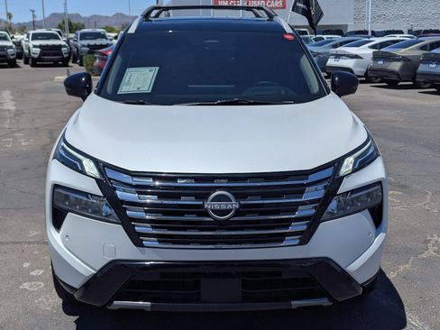 Used 2025 Nissan Rogue Platinum w/ Platinum Premium Package AWD/4WD image 6