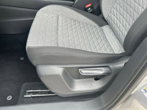 Certified 2025 Volkswagen Tiguan S FWD image 49