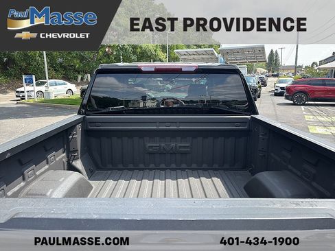 Used 2024 GMC Sierra 1500 Elevation AWD/4WD image 8