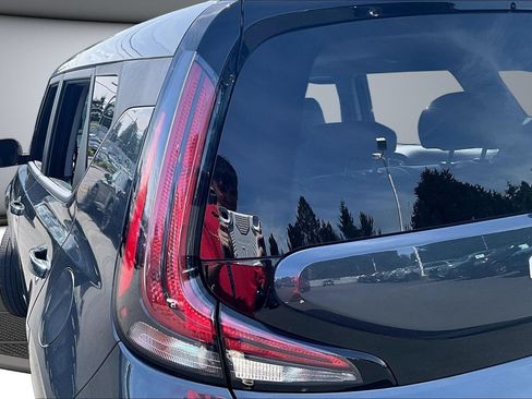 Used 2023 Kia Soul GT-Line FWD image 22