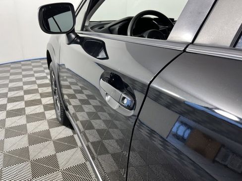 Used 2022 Subaru Crosstrek 2.0i image 13