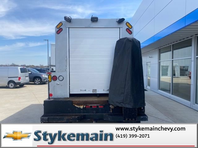 Used 2008 Ford F550 4x4 Regular Cab Super Duty image 3
