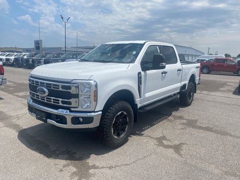 New 2025 Ford F350 XLT w/ Tremor Off-Road Package image 2