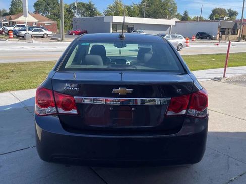 Used 2016 Chevrolet Cruze LT image 6
