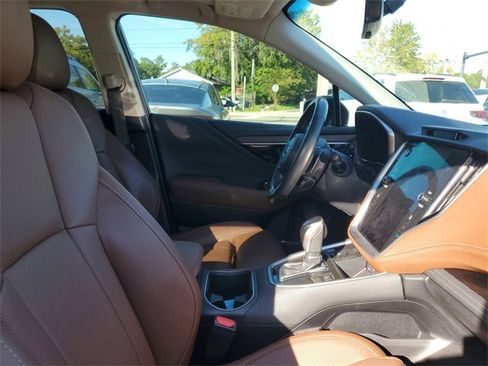 Used 2022 Subaru Outback Touring w/ Popular Package #2 image 37