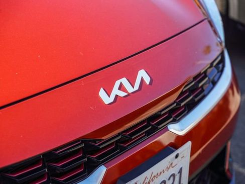 Certified 2022 Kia Forte GT-Line image 4