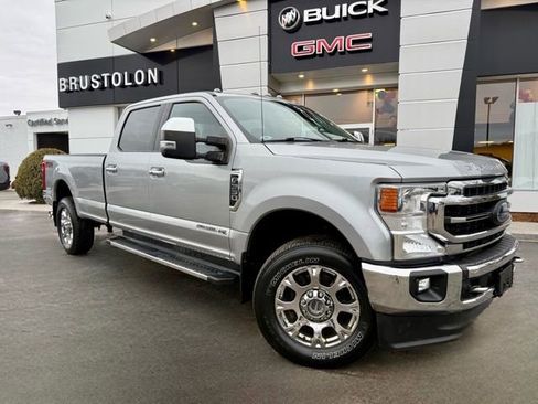 Used 2020 Ford F350 Lariat w/ Lariat Ultimate Package image 3