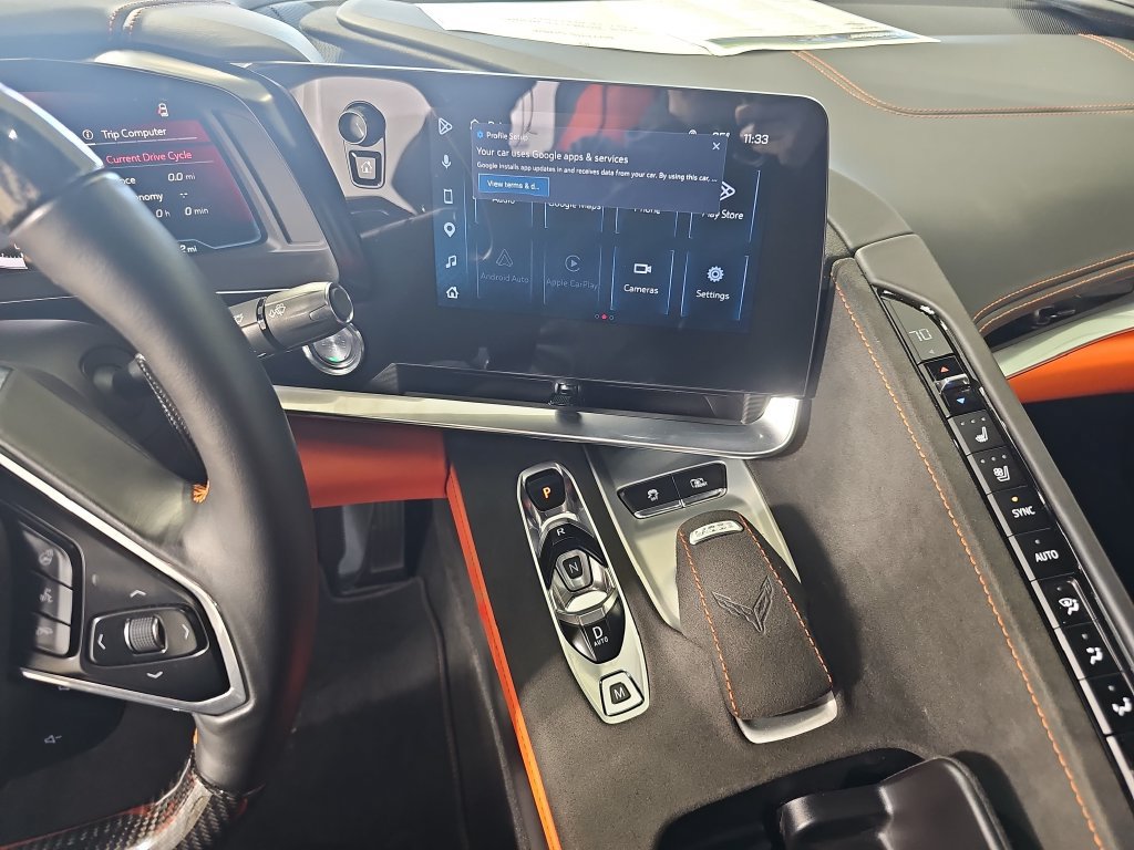 Used 2025 Chevrolet Corvette Z06 RWD image 25