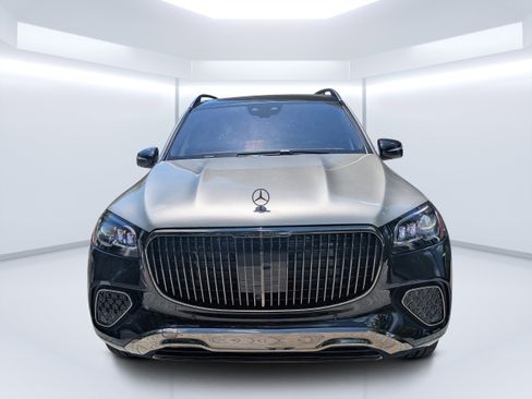 Used 2026 Mercedes-Benz Maybach GLS 600 4MATIC image 8