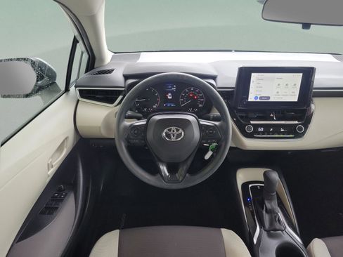 Used 2024 Toyota Corolla LE image 13
