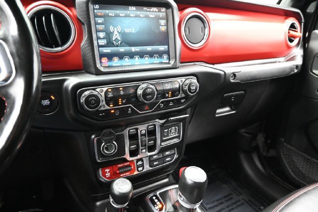 Certified 2021 Jeep Gladiator Rubicon AWD/4WD image 44