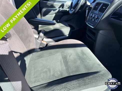 Certified 2018 Dodge Grand Caravan SE image 21