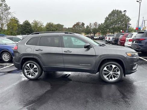 Certified 2022 Jeep Cherokee Limited w/ Elite Package image 2