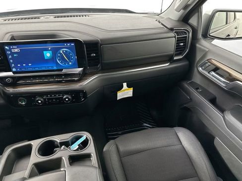 Used 2023 Chevrolet Silverado 1500 LT image 24