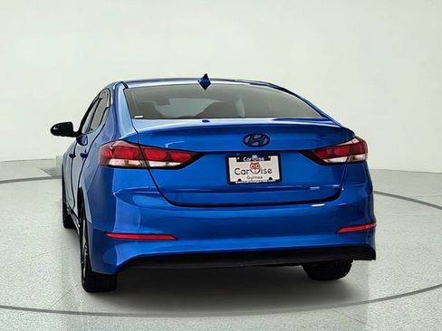 Used 2017 Hyundai Elantra SE FWD image 5