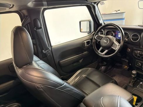 Used 2021 Jeep Wrangler Unlimited Sahara w/ Uconnect 4C Nav & Sound Group image 29