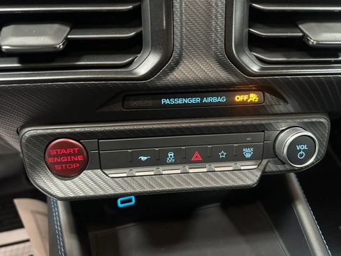 Used 2025 Ford Mustang Dark Horse RWD image 40