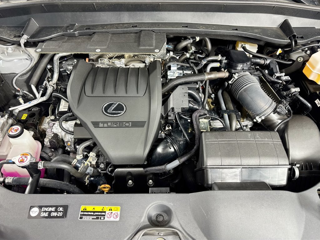 Used 2025 Lexus TX 500h AWD w/ Technology Package image 39