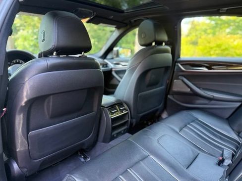 Used 2017 BMW 540i RWD image 45