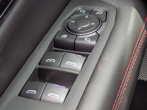 New 2026 GMC Yukon XL AT4 Ultimate AWD/4WD image 31