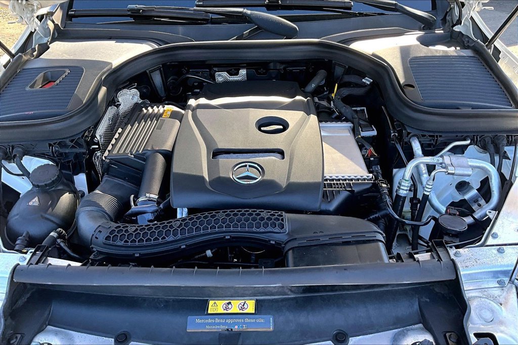 Used 2018 Mercedes-Benz GLC 300 4MATIC Coupe image 30
