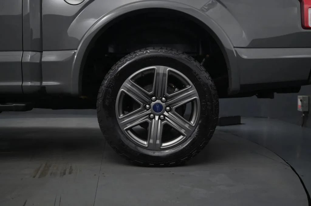 Used 2020 Ford F150 XLT w/ Equipment Group 302A Luxury AWD/4WD image 15