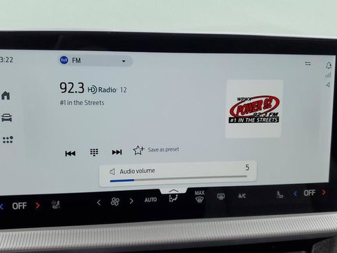 New 2026 Ford Explorer Platinum w/ LUX Leather Package image 24