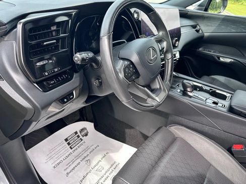 Used 2023 Lexus RX 350 FWD w/ Accessory Package (Z1) image 17