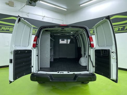 Used 2022 Chevrolet Express 2500 w/ Driver Convenience Package image 9