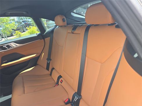 Certified 2025 BMW i4 eDrive40 w/ Premium Package RWD image 15