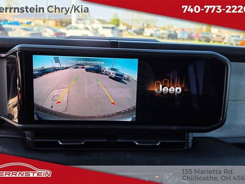 Used 2024 Jeep Wrangler Sport S image 18