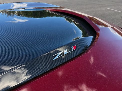 Used 2018 Chevrolet Camaro ZL1 RWD image 15