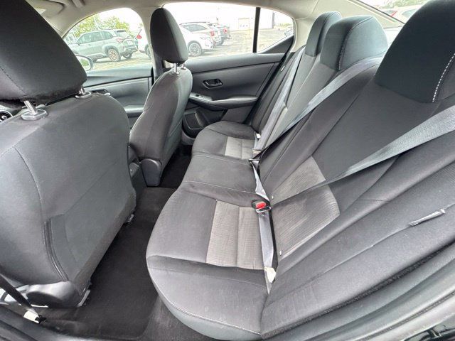 Used 2024 Nissan Sentra SV FWD image 11