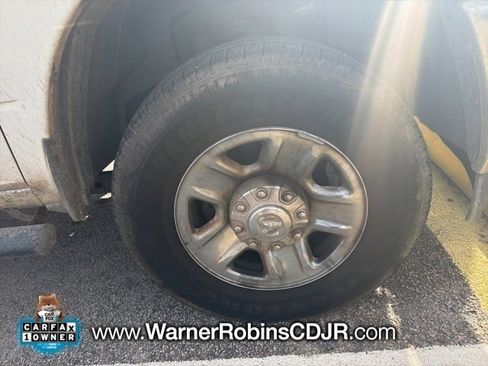 Used 2021 RAM 2500 Tradesman w/ Chrome Appearance Group image 15