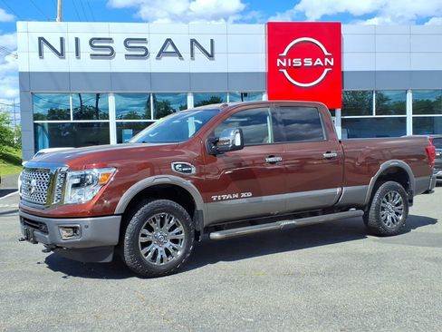 Used 2019 Nissan Titan Platinum Reserve w/ Platinum Utility Package AWD/4WD image 1