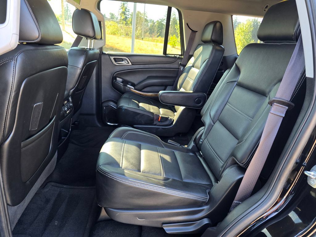Used 2016 GMC Yukon Denali w/ Open Road Package AWD/4WD image 14