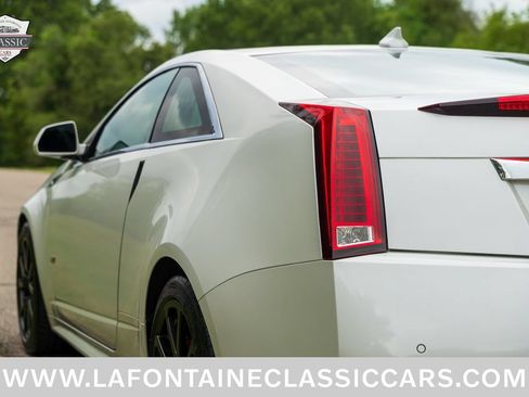 Used 2015 Cadillac CTS V RWD image 34