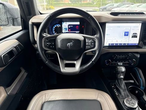 Used 2023 Ford Bronco Wildtrak AWD/4WD image 13