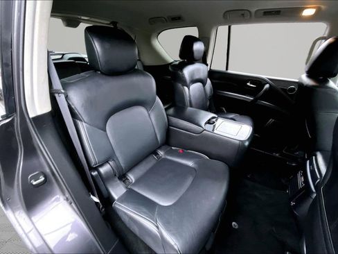 Used 2024 INFINITI QX80 Luxe image 19