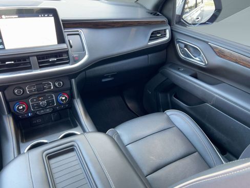 Used 2023 Chevrolet Tahoe Premier w/ Advanced Technology Package image 29