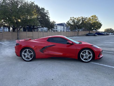 Used 2023 Chevrolet Corvette Stingray Premium Conv w/ Z51 Performance Package image 2